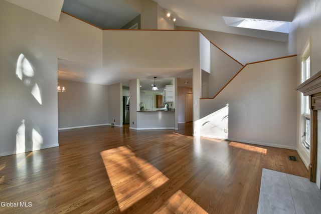 73 Pepper Lane, Greenfield, NY 12866