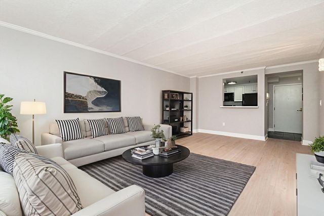 1933 Commonwealth Ave 108, Boston, MA 02135