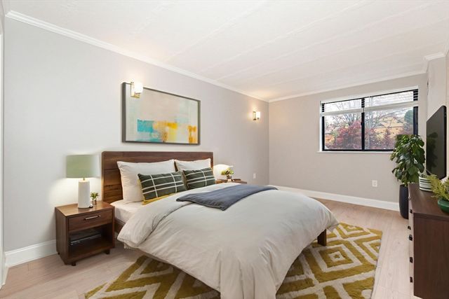 1933 Commonwealth Ave 108, Boston, MA 02135