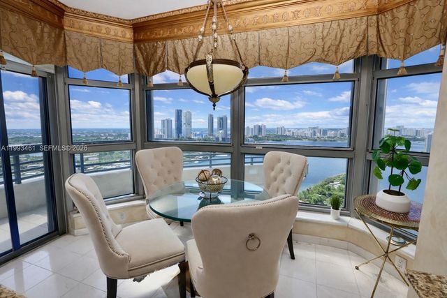 3530 Mystic Pointe Drive 2915, Aventura, FL 33180