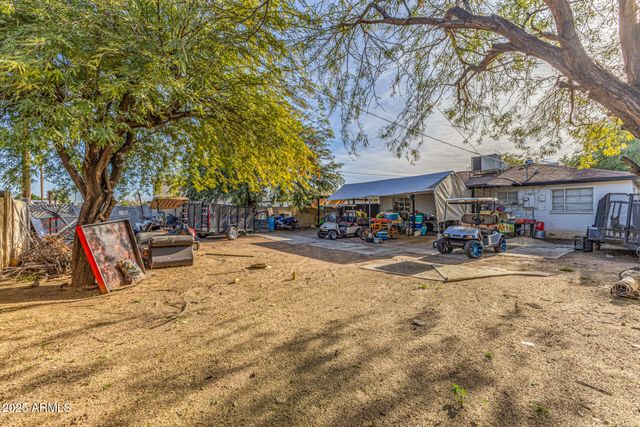 4610 W INDIANOLA Avenue, Phoenix, AZ 85031