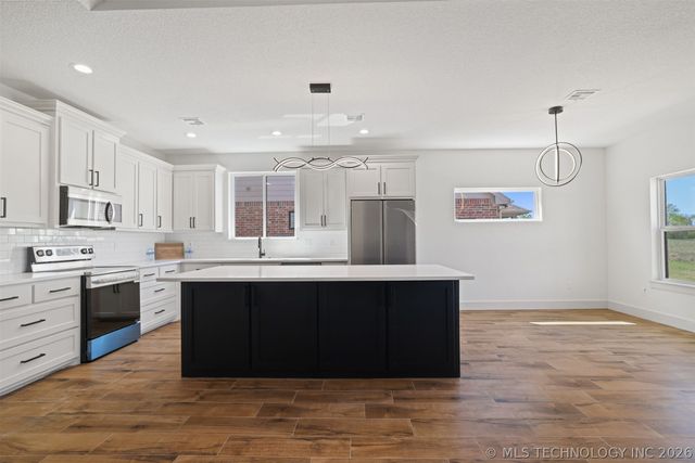 849 Springfield Court, Durant, OK 74701