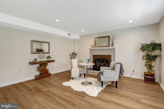 4604 WILLET, Annandale, VA 22003