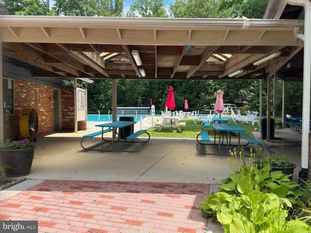 4604 WILLET, Annandale, VA 22003