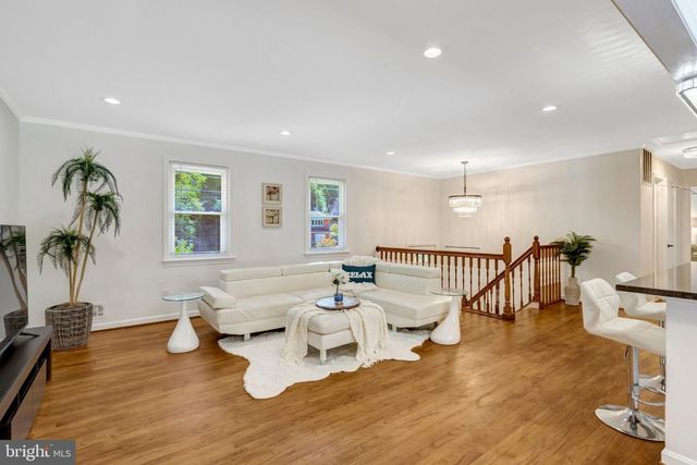 4604 WILLET, Annandale, VA 22003