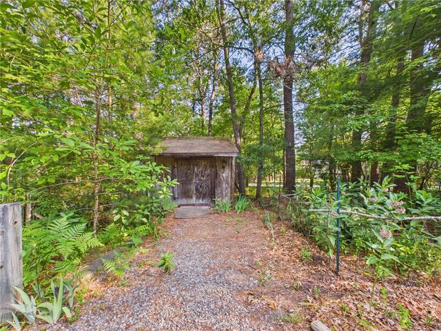 657 Shannock Road, South Kingstown, RI 02879