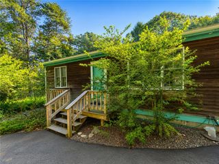 657 Shannock Road, South Kingstown, RI 02879