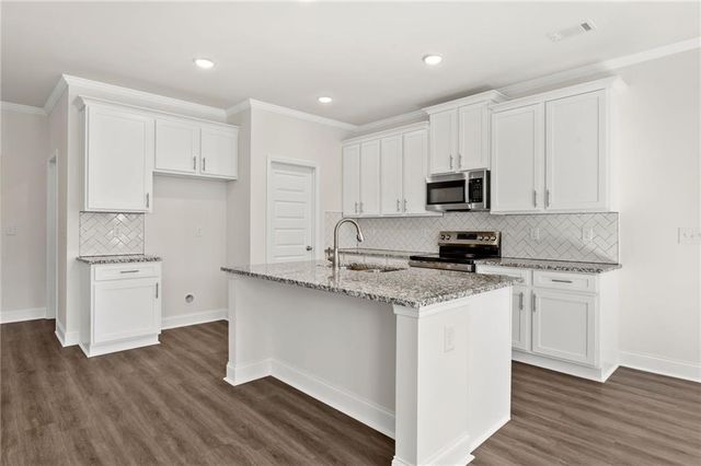 5647 Chickory Drive, Flowery Branch, GA 30542