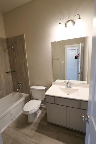 8774 Laurel Crest Drive, Missouri City, TX 77459