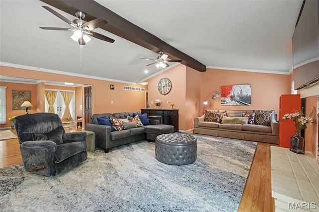 358 Ridgemeadow Drive, Chesterfield, MO 63017