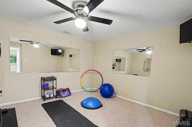 358 Ridgemeadow Drive, Chesterfield, MO 63017