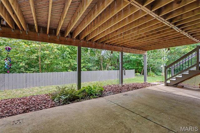 358 Ridgemeadow Drive, Chesterfield, MO 63017