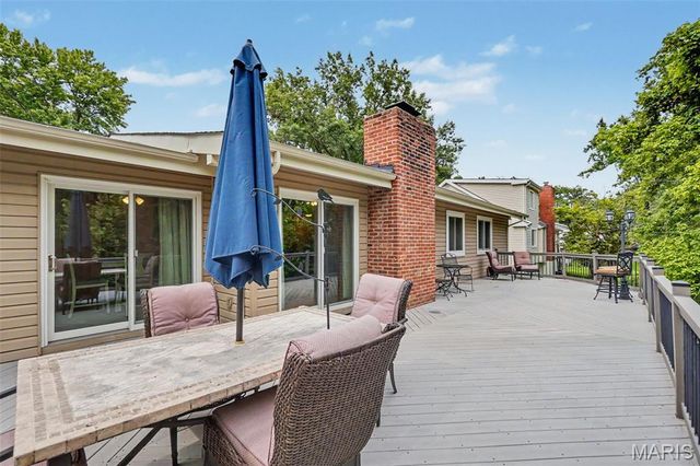 358 Ridgemeadow Drive, Chesterfield, MO 63017