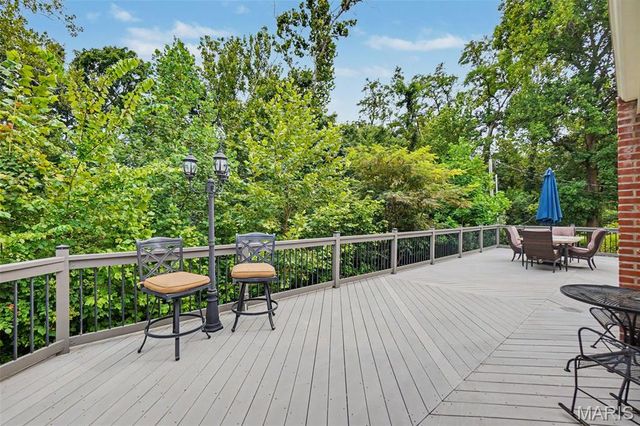 358 Ridgemeadow Drive, Chesterfield, MO 63017