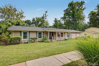 358 Ridgemeadow Drive, Chesterfield, MO 63017