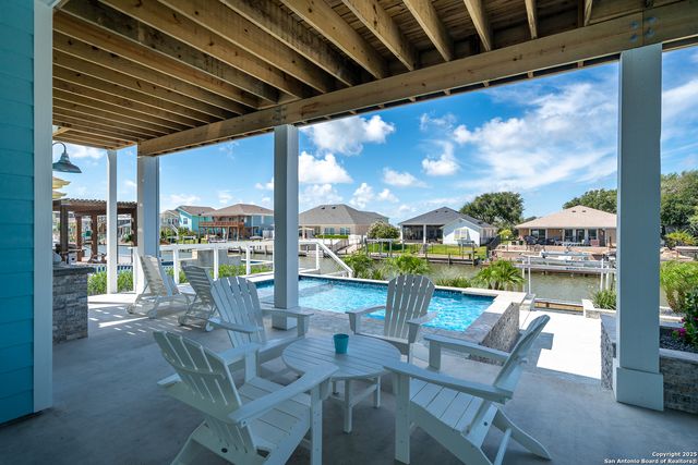107 Windjammer, Rockport, TX 78382