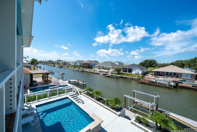 107 Windjammer, Rockport, TX 78382