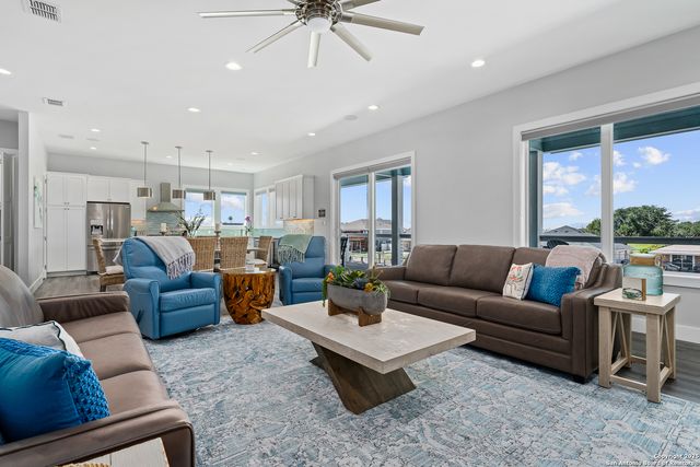 107 Windjammer, Rockport, TX 78382