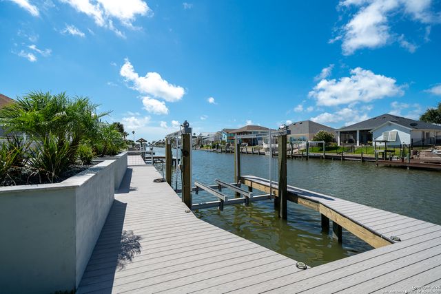 107 Windjammer, Rockport, TX 78382