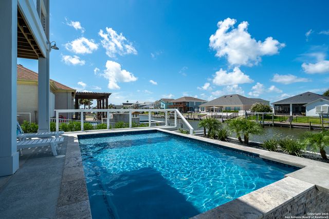 107 Windjammer, Rockport, TX 78382