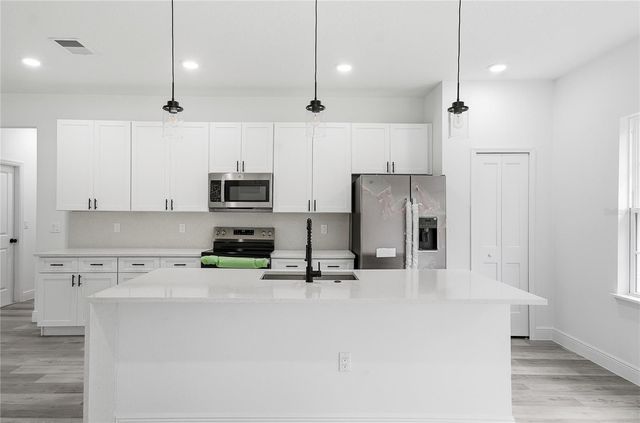 2200 SW 156TH LOOP, Ocala, FL 34473