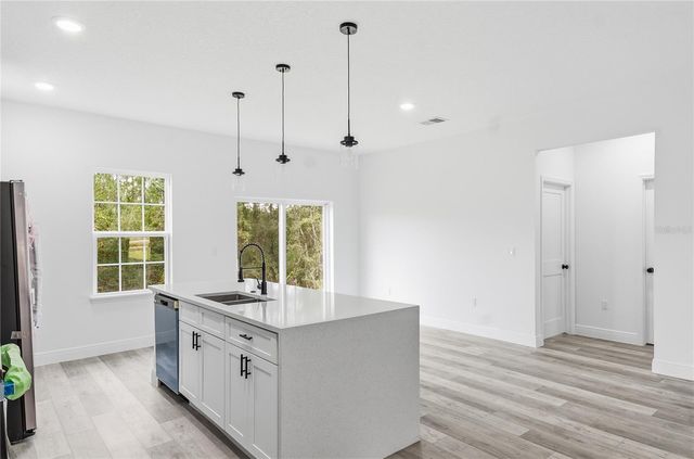 2200 SW 156TH LOOP, Ocala, FL 34473