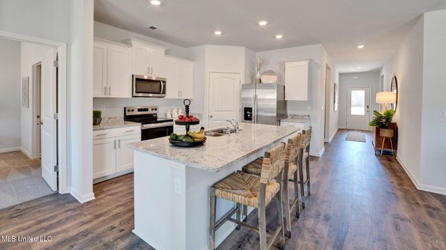 69 Spirit Dance Drive, Byhalia, MS 38611
