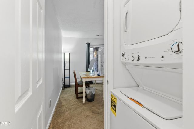 3237 Mill Run, Raleigh, NC 27612