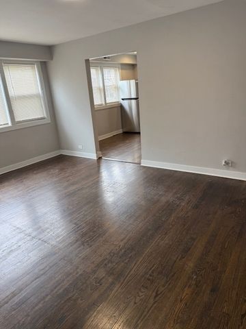 6521 N Seeley Avenue 2S, Chicago, IL 60645