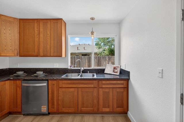 5795 Lerner Way, Sacramento, CA 95823