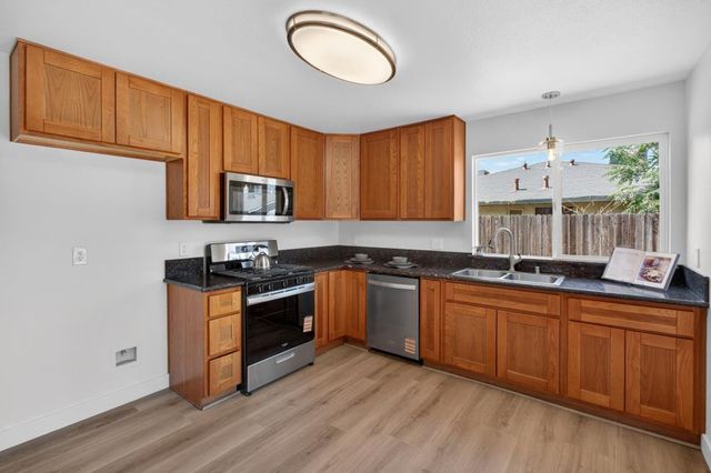 5795 Lerner Way, Sacramento, CA 95823