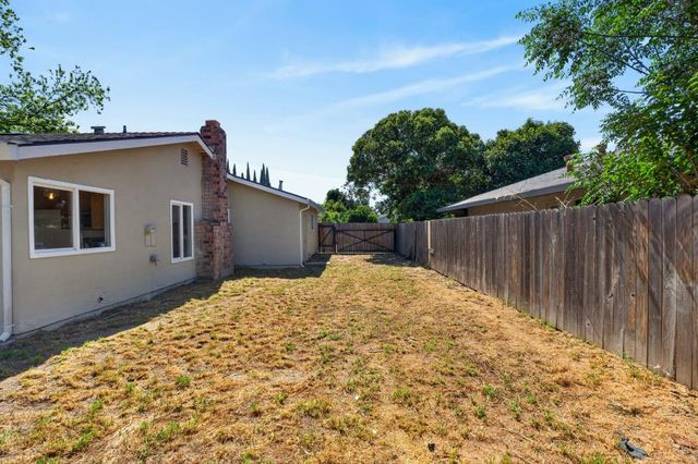 5795 Lerner Way, Sacramento, CA 95823