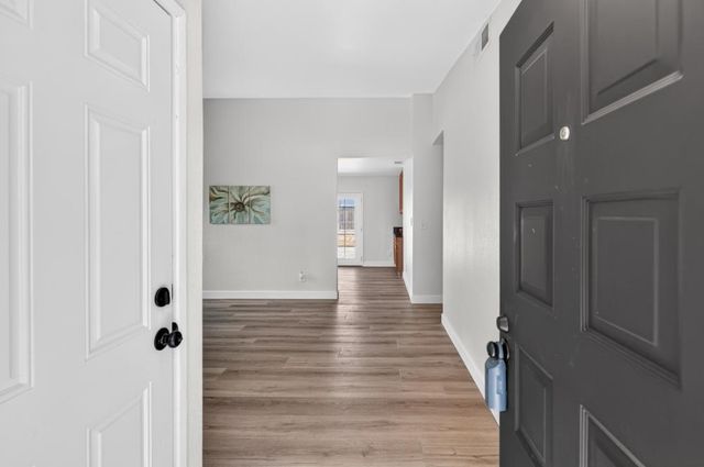 5795 Lerner Way, Sacramento, CA 95823