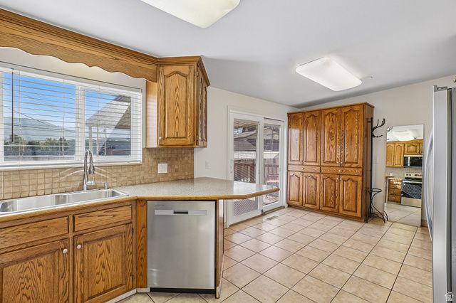5711 S SAGEWOOD DR, Murray, UT 84107