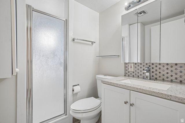 5711 S SAGEWOOD DR, Murray, UT 84107