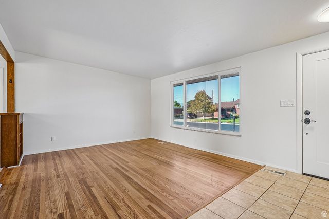 5711 S SAGEWOOD DR, Murray, UT 84107