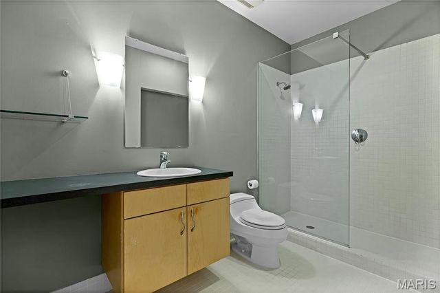 1010 Saint Charles Street 803, St Louis, MO 63101