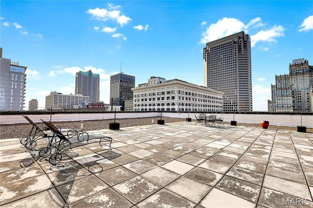 1010 Saint Charles Street 803, St Louis, MO 63101