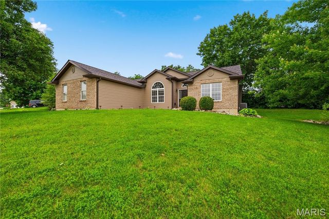 129 Fleur De Lis Drive, Wentzville, MO 63385