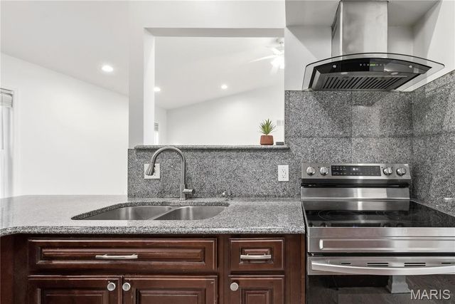 129 Fleur De Lis Drive, Wentzville, MO 63385