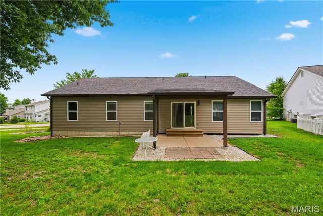 129 Fleur De Lis Drive, Wentzville, MO 63385