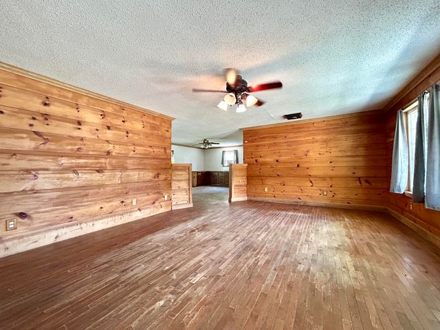 3694 Sandhill Road, Whitley City, KY 42653
