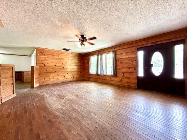 3694 Sandhill Road, Whitley City, KY 42653