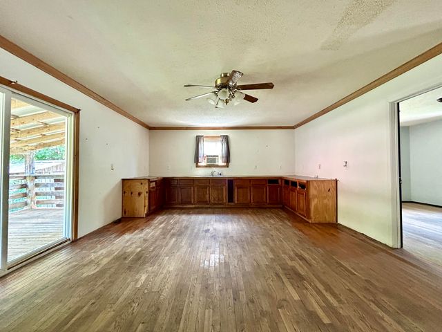 3694 Sandhill Road, Whitley City, KY 42653