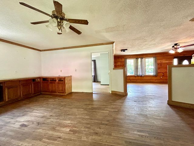 3694 Sandhill Road, Whitley City, KY 42653