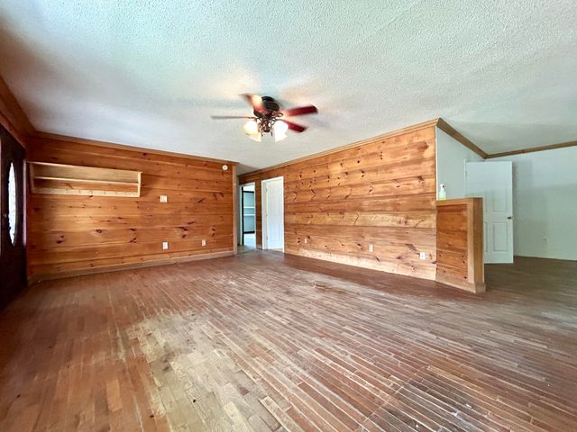 3694 Sandhill Road, Whitley City, KY 42653