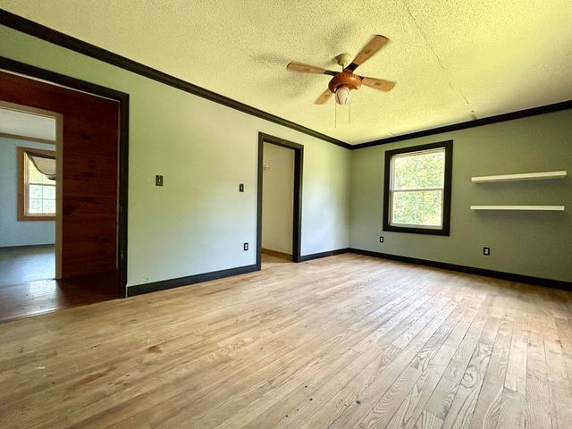 3694 Sandhill Road, Whitley City, KY 42653