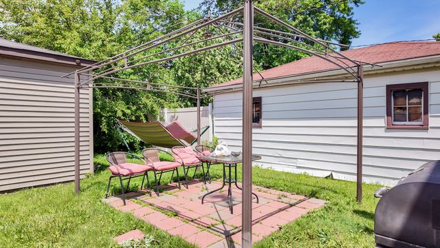 14420 S State Street, Riverdale, IL 60827
