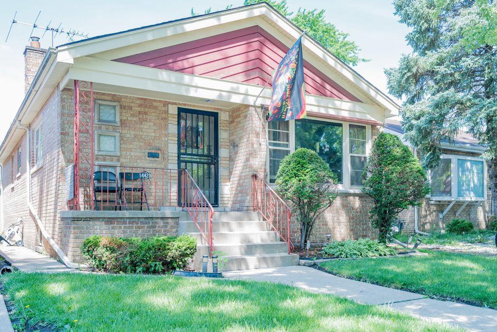 14420 S State Street, Riverdale, IL 60827