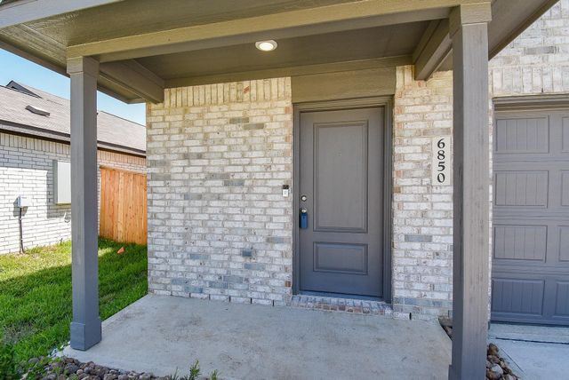 6850 Flowering Ginger Lane, Katy, TX 77493
